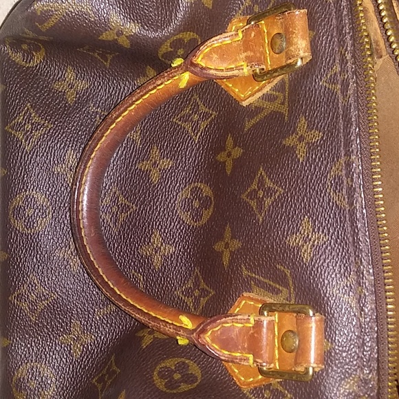LV Speedy 35 - Picture 6 of 11